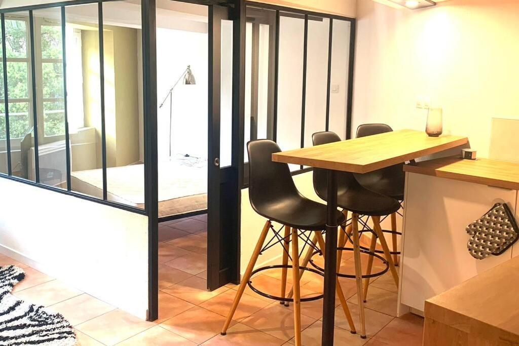Studio Cosy Avec Deux Velos Coeur De Ville Hyères Zewnętrze zdjęcie