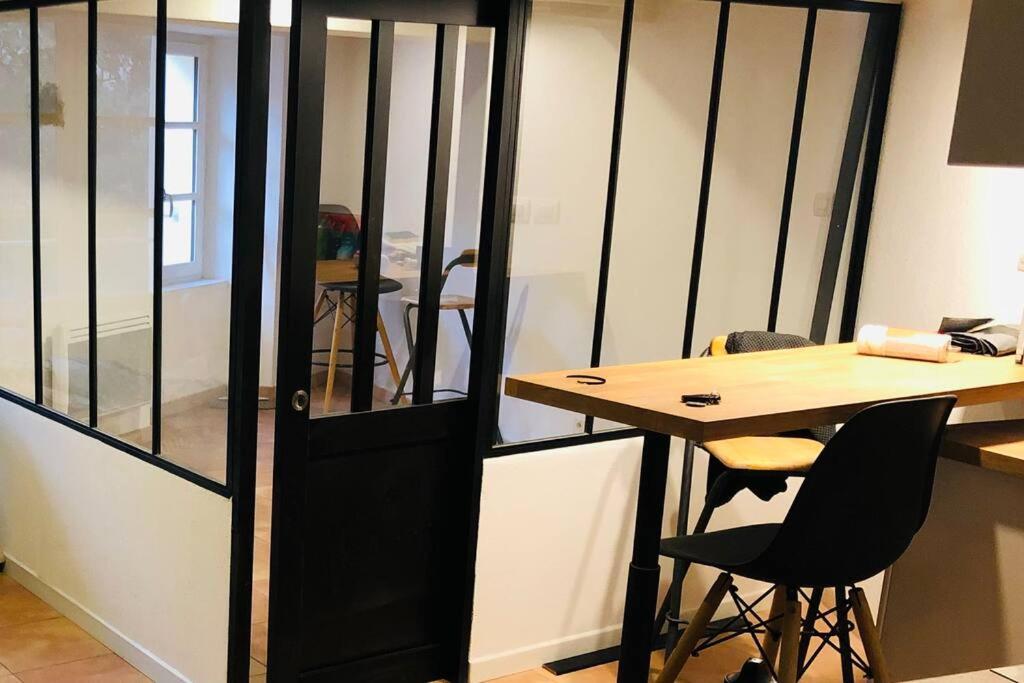 Studio Cosy Avec Deux Velos Coeur De Ville Hyères Zewnętrze zdjęcie