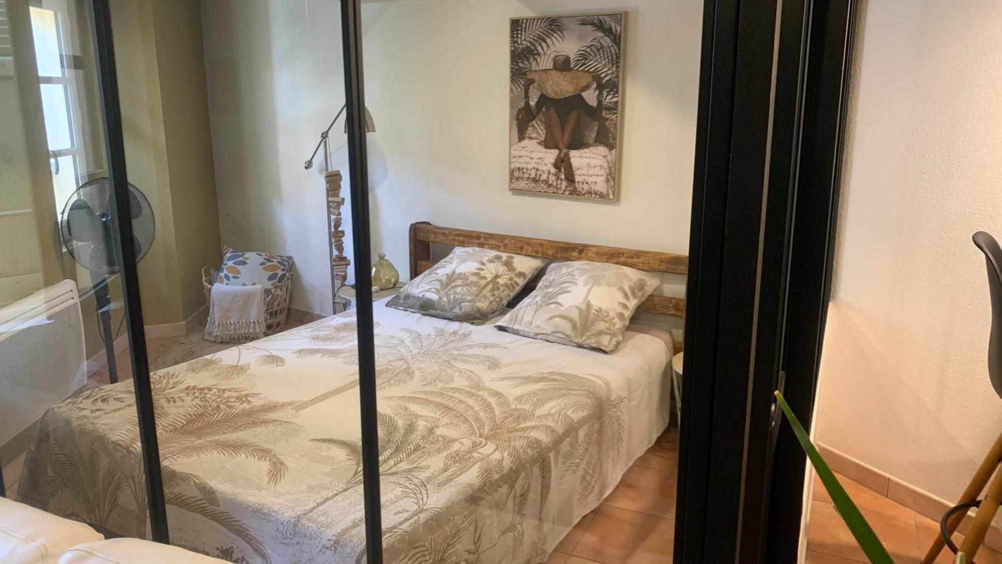 Studio Cosy Avec Deux Velos Coeur De Ville Hyères Zewnętrze zdjęcie
